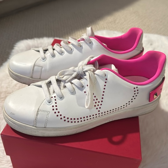Valentino Garavani Shoes - Valentino sneakers